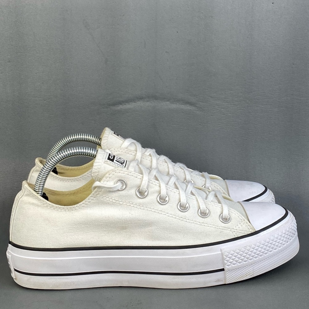 Converse Chuck Taylor All Star Lift Platform sneaker shoes Womens size 9